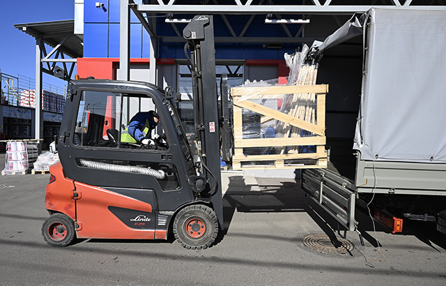 Тверь направила гумгруз в Бердянск и мототехнику в зону СВО