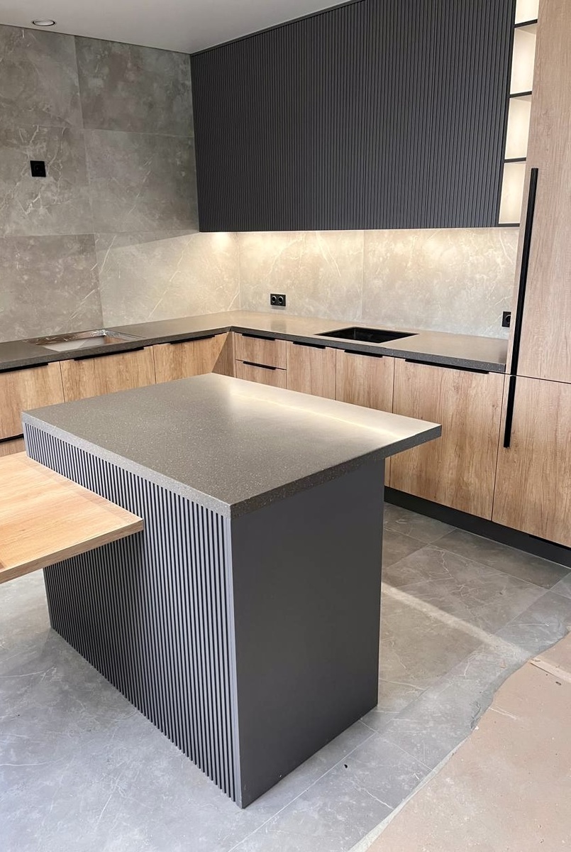 столешница из  искусственного камня