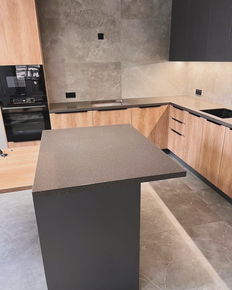 акриловый камень