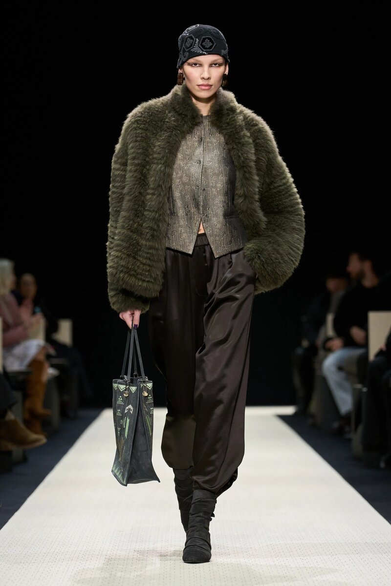 Giorgio Armani Fall 2025 Ready-To-Wear