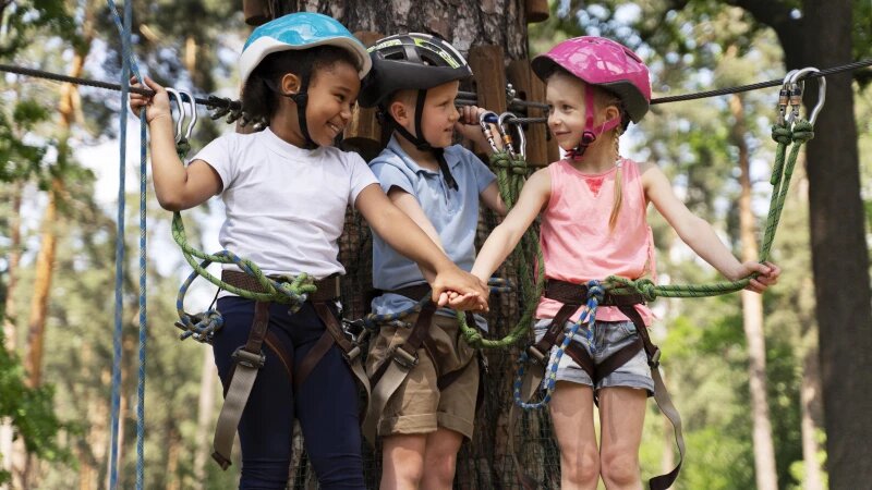     Детский лагерь. freepik.com