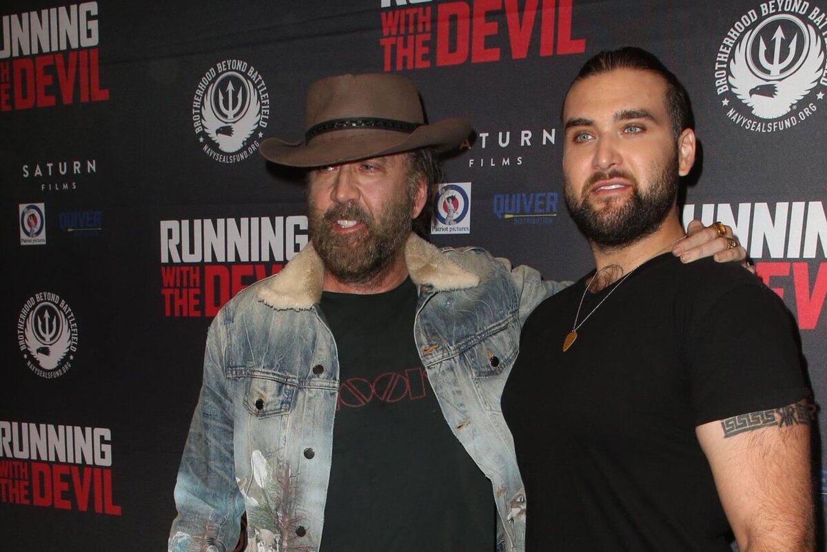    Николас и Уэстон Кейдж LEGION-MEDIA