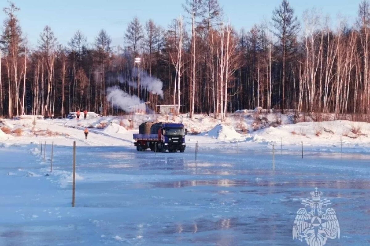    Все ледовые переправы закрылись в районе Хабаровского края