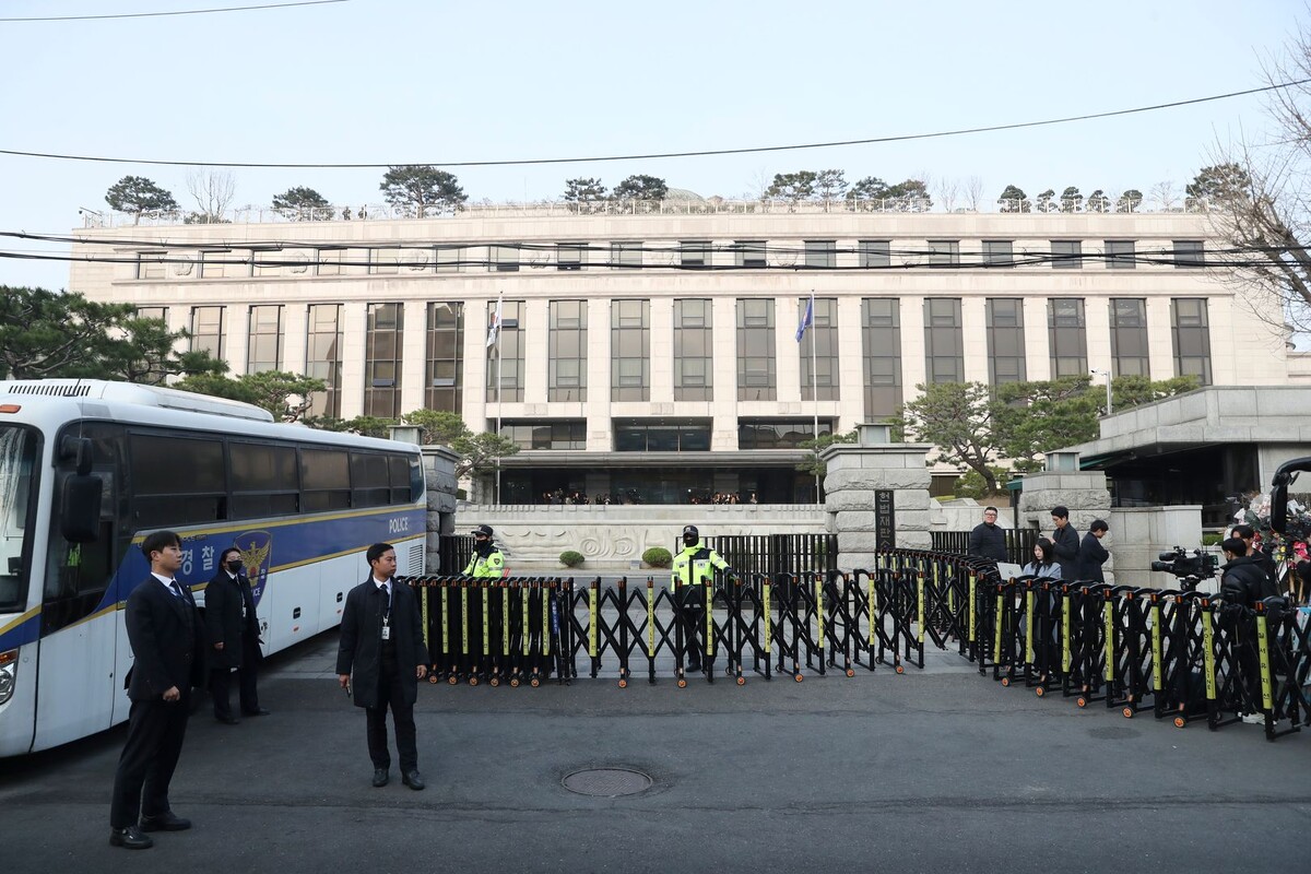    Конституционный суд Республики Корея в день утверждения импичмента президенту, 4 апреля 2025 года / Источник: © Yao Qilin/Global Look Press