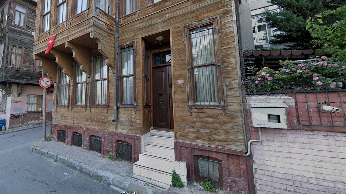 Дом в районе Yedikule. Фото Google карты