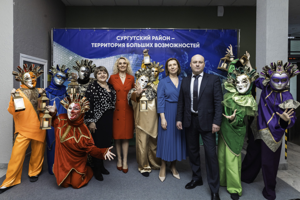    В Сургутском районе наградили лучших работников культуры