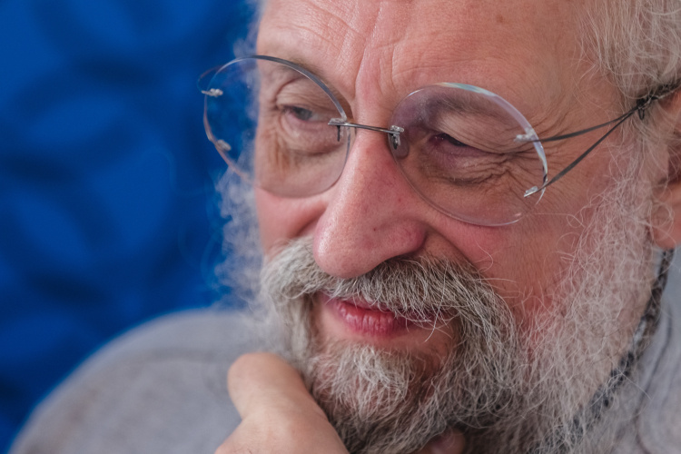    Анатолий Вассерман заявил, что регулятор действительно стоит национализировать, но лично для него национализация Центробанка означает не его прямое подчинение правительству, а привязку политики ЦБ ко всему состоянию национальной экономики.   
Фото: «БИЗНЕС Online»