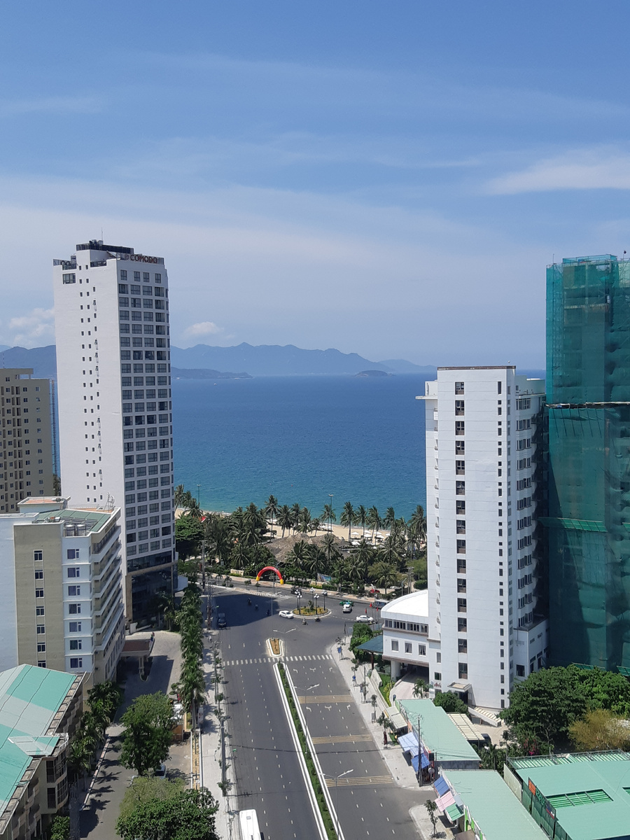 Дорога к морю. Вид с 17 этажа. Нячанг