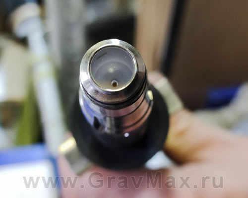 Повреждения кристалла QBH коннектора лазерного источника