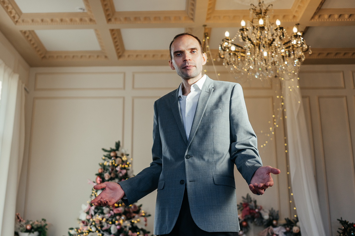 У меня для Вас замечательный подарок: статья "Как выучить английский"! 