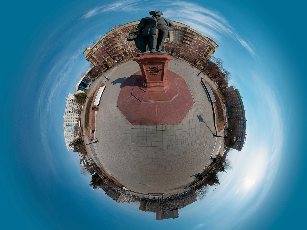 Памятник Андрею Дмитриевичу Крячкову. Новосибирск. Фотография - www.openmainphoto.ru