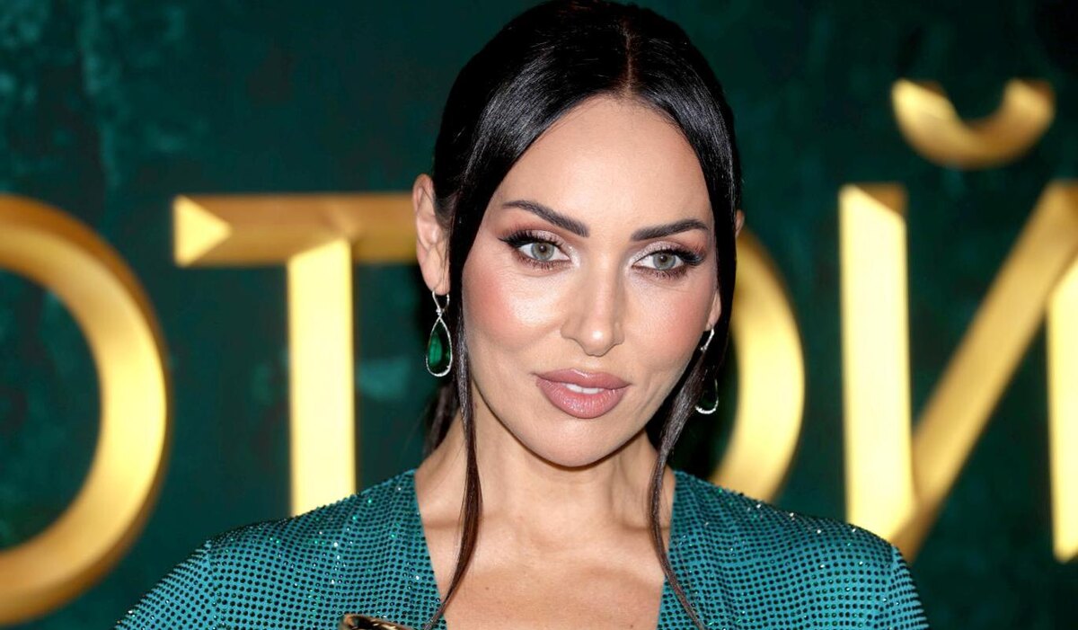     Алсу заявила, что новому ухажеру будет сложно ее удивить после Яна Абрамова