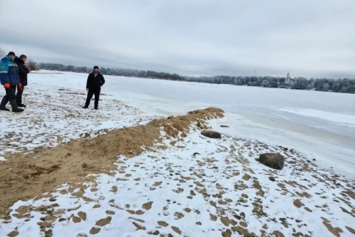    Чёрная жижа.