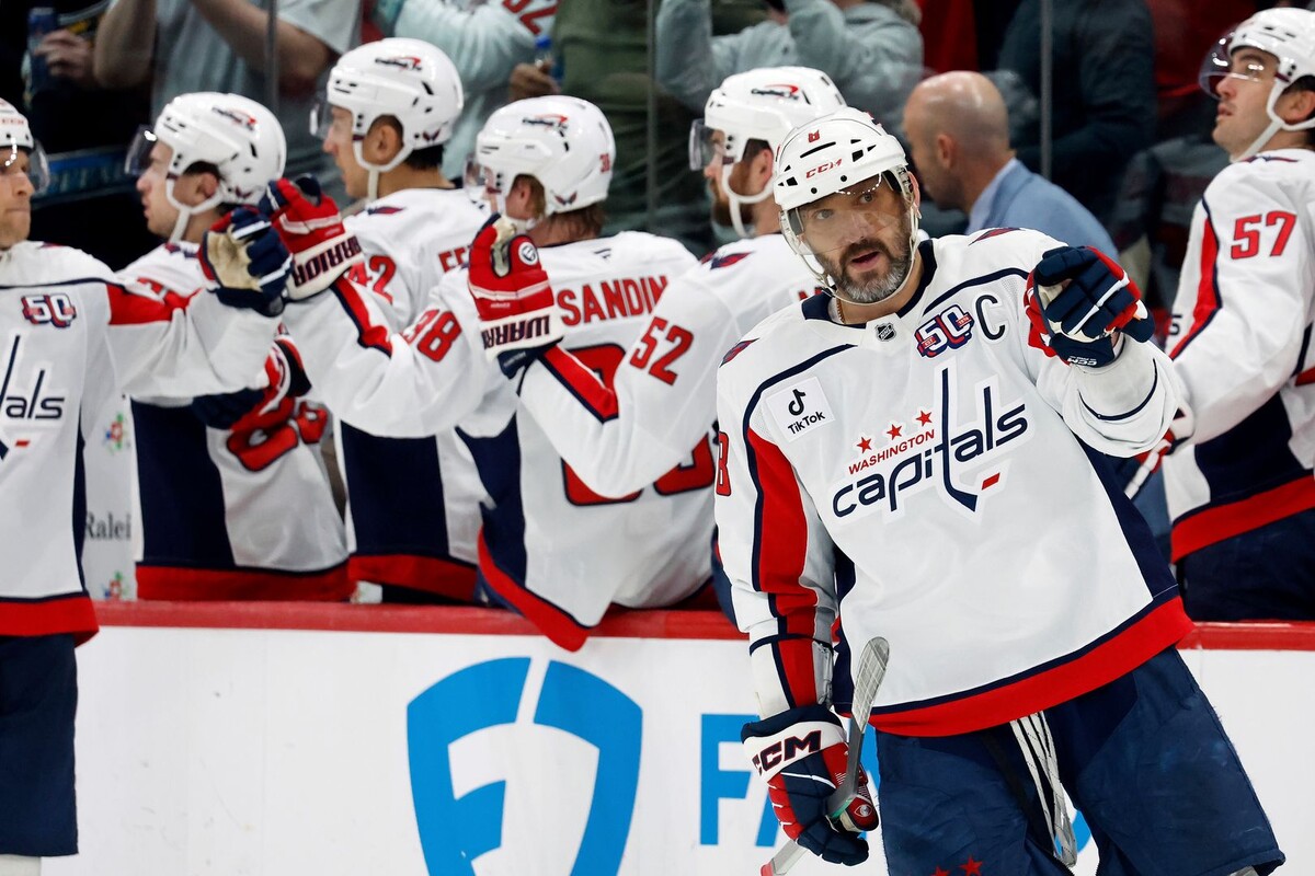    Александр Овечкин / Источник: © AP/TASS/Karl B DeBlaker