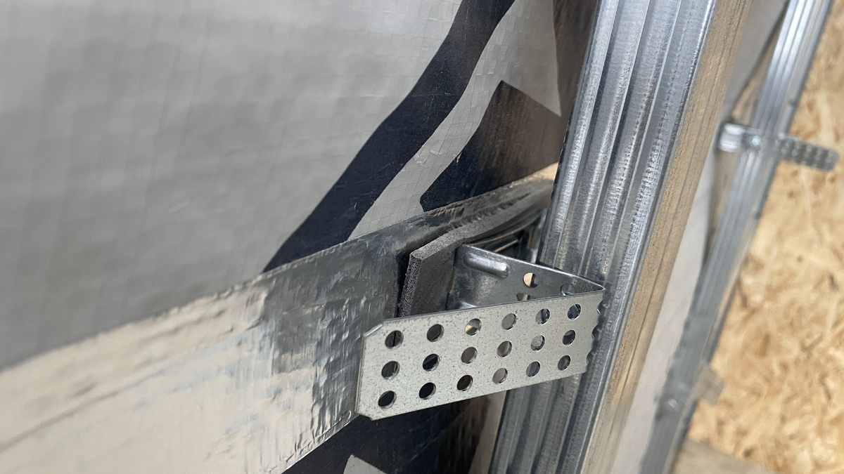 Крепление подвеса для профиля 