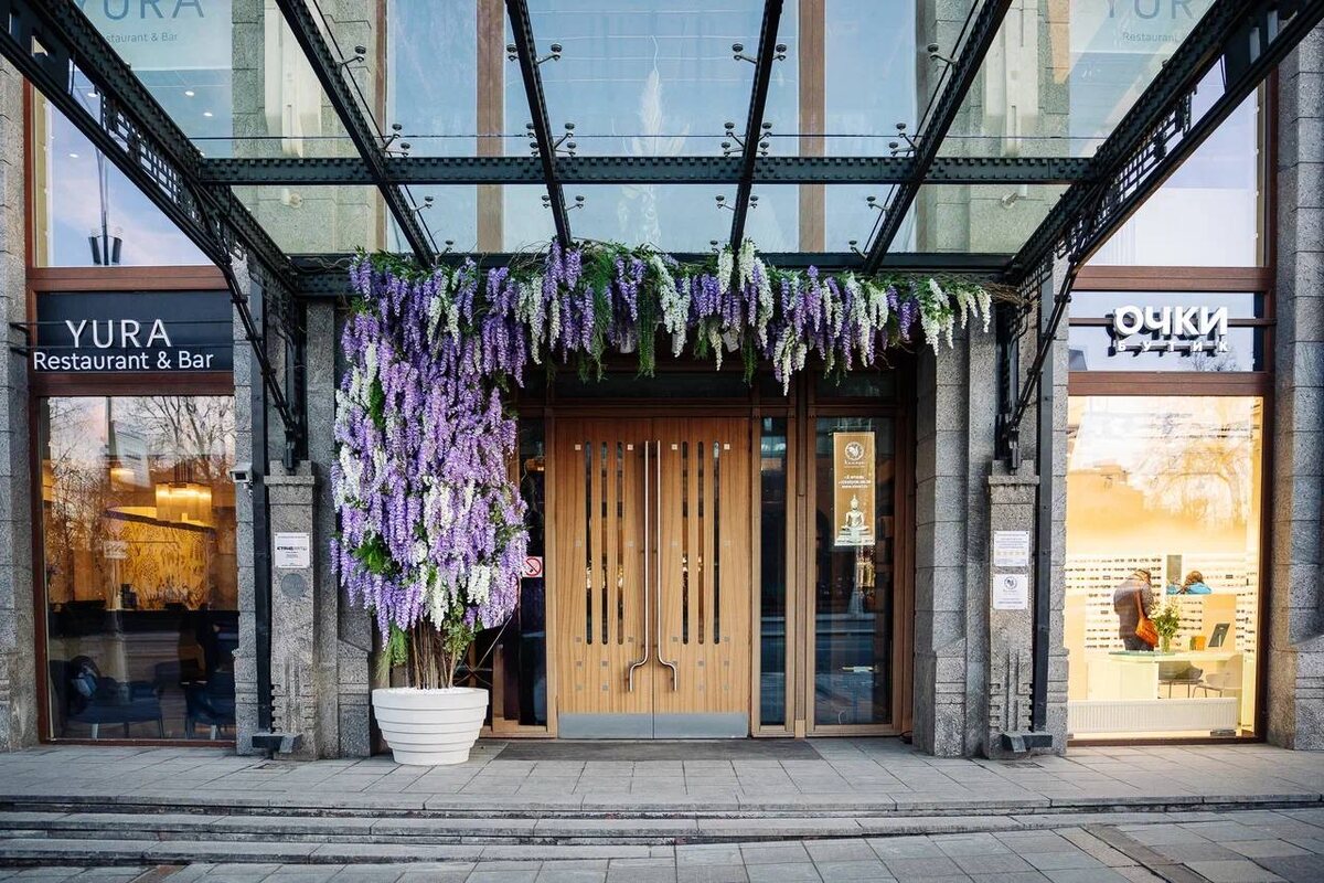 Выполнено декораторами Me Decor