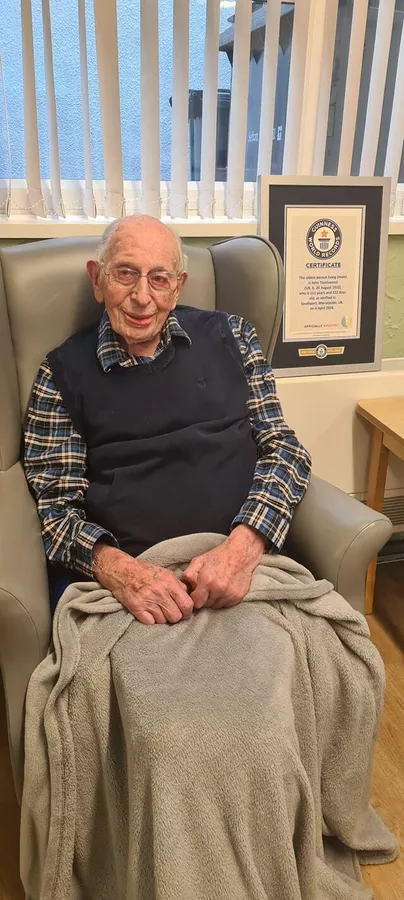 The Hollies Rest Home