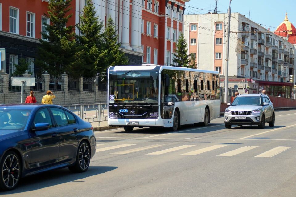    Общественный транспорт, Барнаул. Источник: Виталий Барабаш
