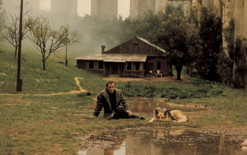 Кадр из фильма «Ностальгия» (12+). Фото: Кинопоиск 