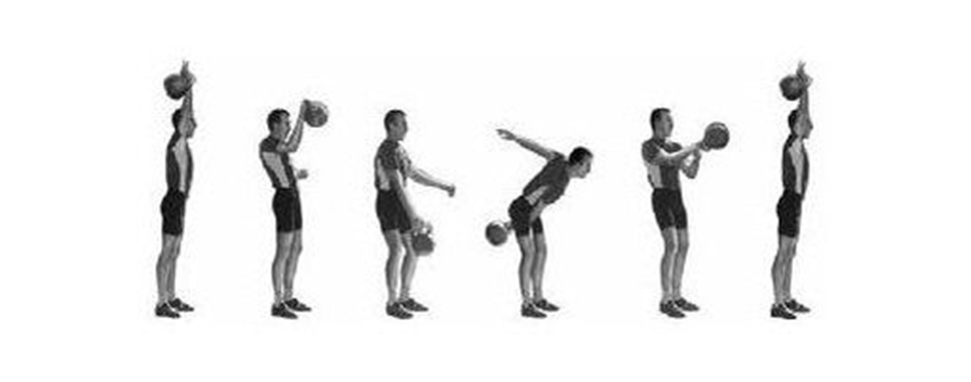 Спортсмен совершает «рывок» гирей.