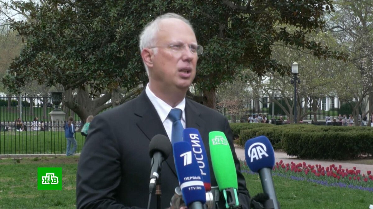    Кирилл Дмитриев: в данный момент Россия не просит облегчения санкций