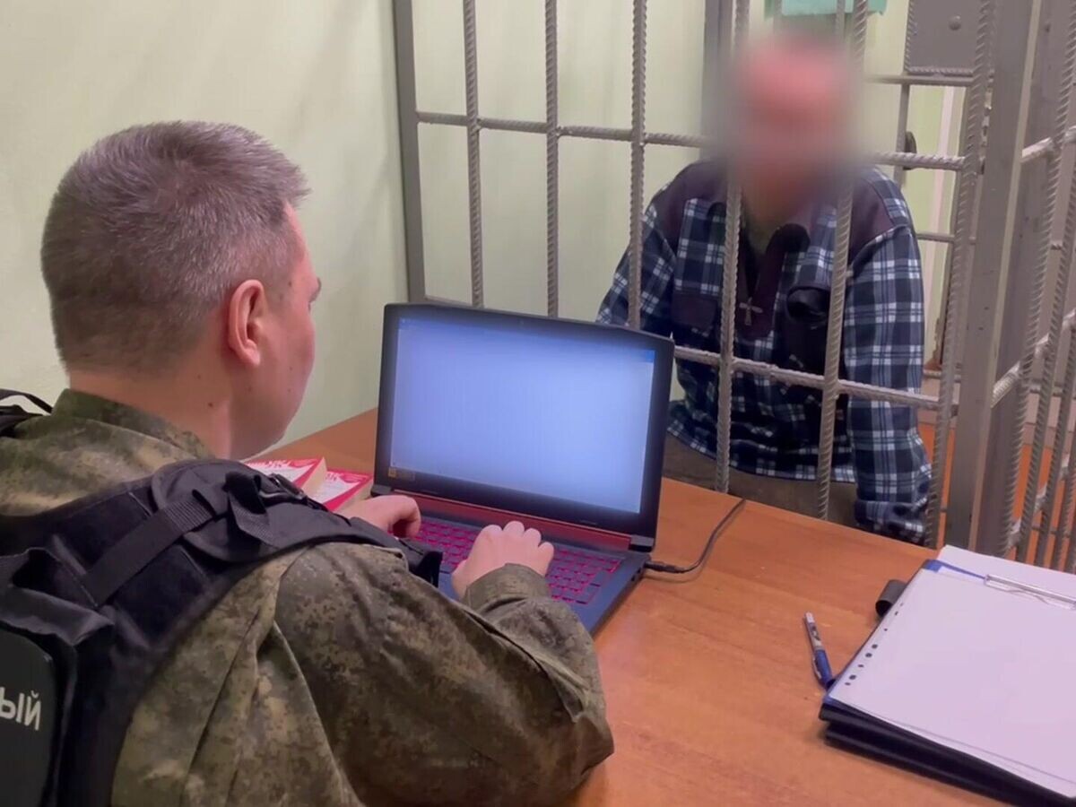    Допрос агента Киева, причастного к подготовке теракта в воинской части© Следком РФ