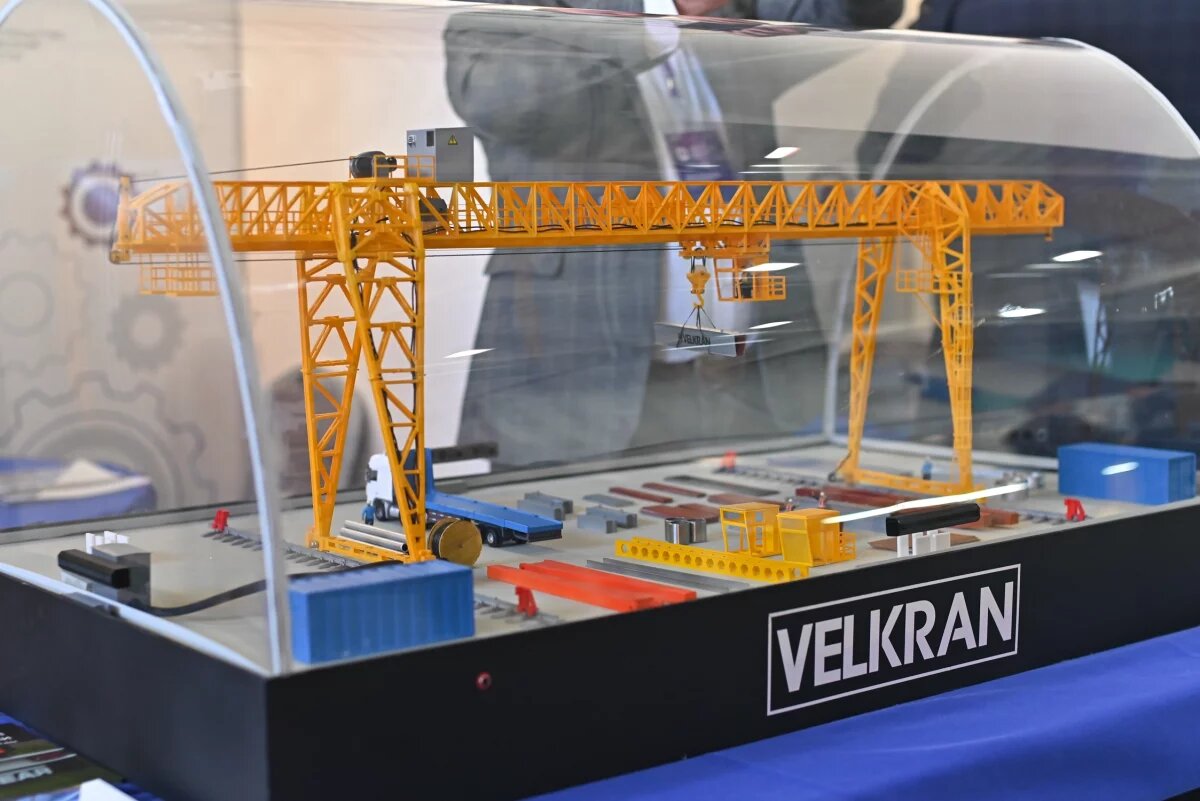    В Пскове продолжает работу выставка промышленности Псковской области