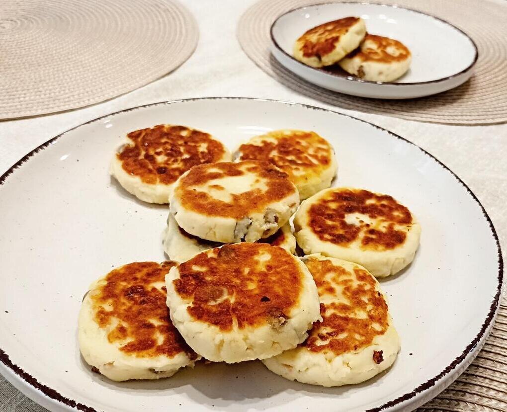 Элегантные сырнички от Оли. 