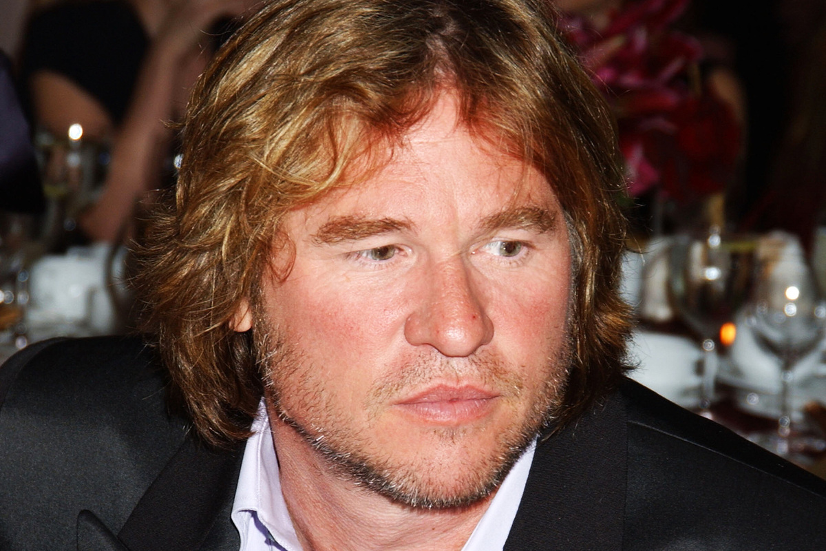     Дочь и сын Вэла Килмера выступили с заявлением после его смерти от пневмонии