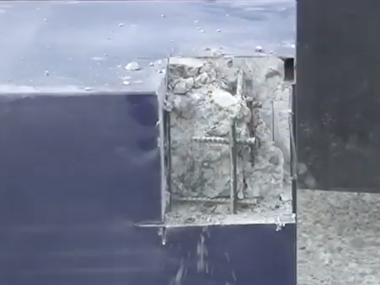 Простая и проверенная веками строительная технология: тяжелый армированный бетон без халтуры (кадр из видео-ролика)