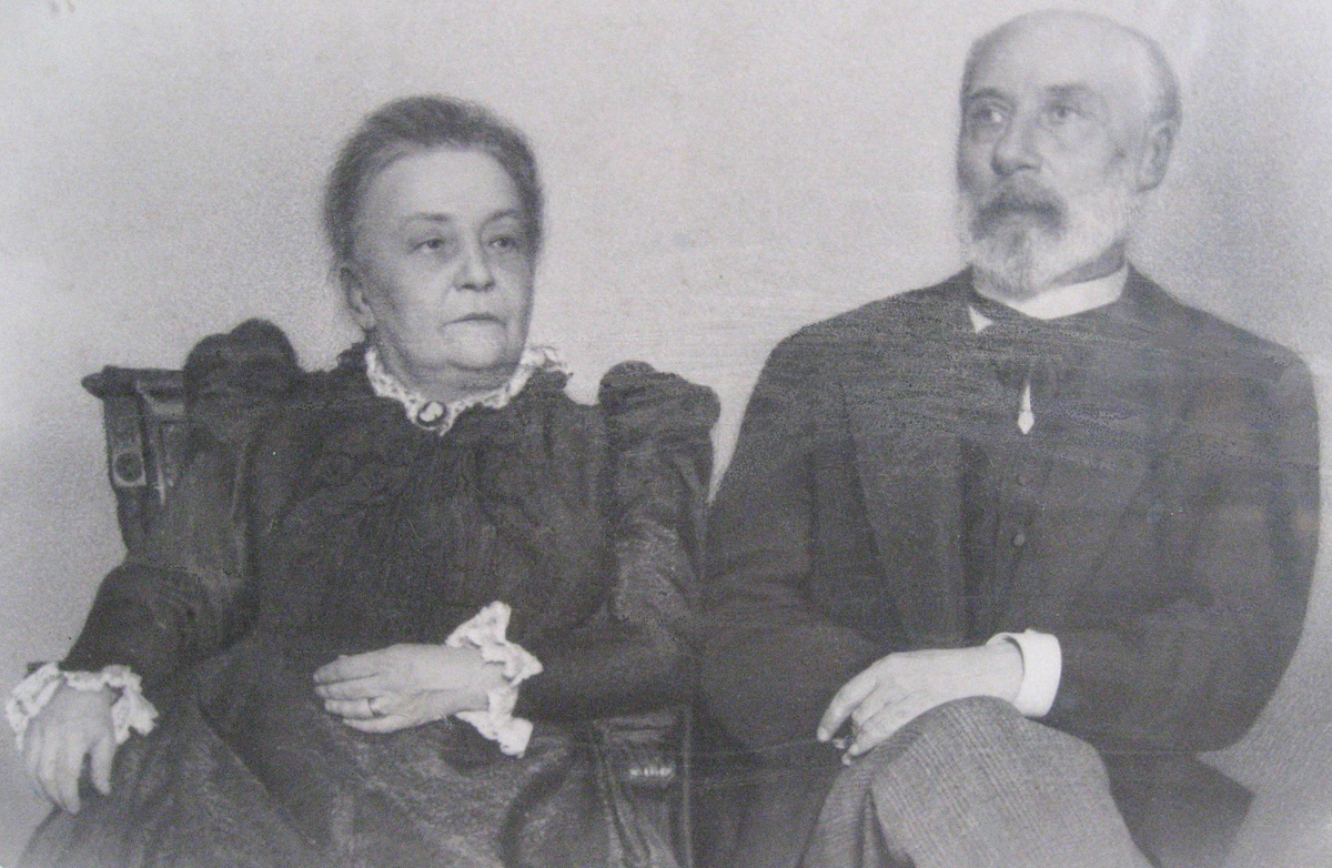 Анна Дмитриевна и Федор Александрович