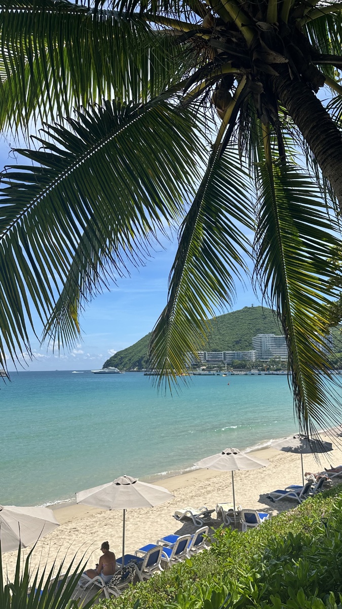 Пляж бухта Дадунхай