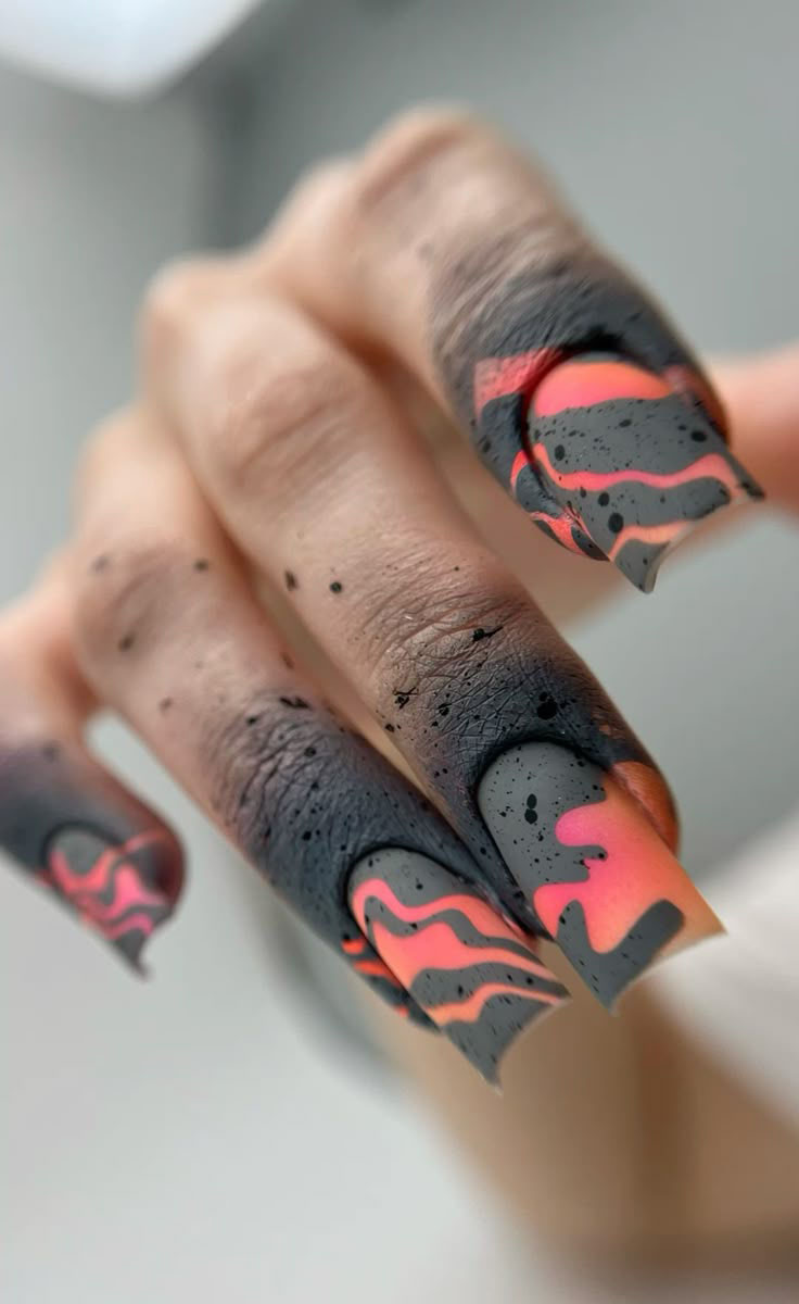 аэрография на ногтях