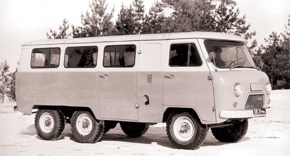 Шестиколесная “Буханка”: УАЗ создал уникальный реанимобиль повышенной проходимости!