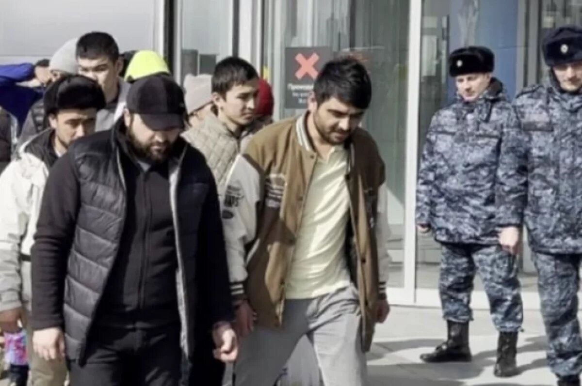    Повариху из вьетнамского кафе в Новосибирске депортируют на Родину