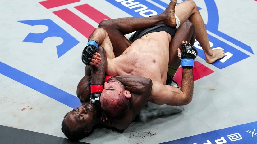     Бойцы PFL Андрей Корешков и Джейсон Джексон  Cooper Neill / PFL