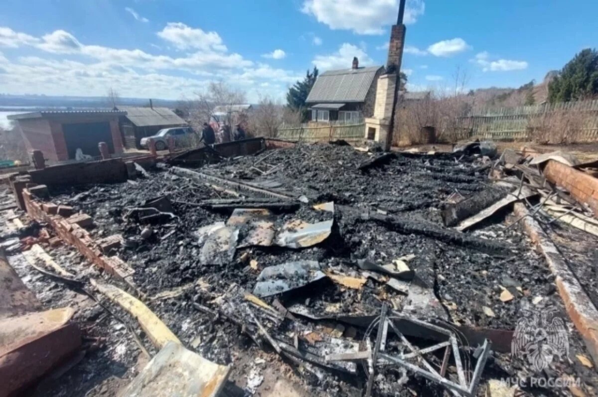    Четыре дома загорелись из-за майнингового оборудования под Иркутском