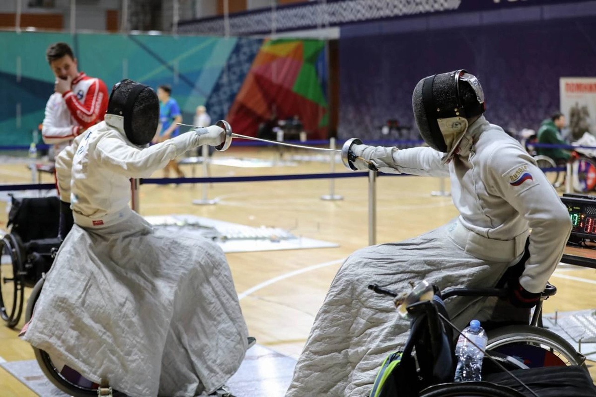    Курские спортсмены принимают участие в ХХ Чемпионате России по фехтованию на колясках