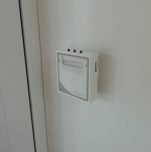 Счетчик посетителей белый