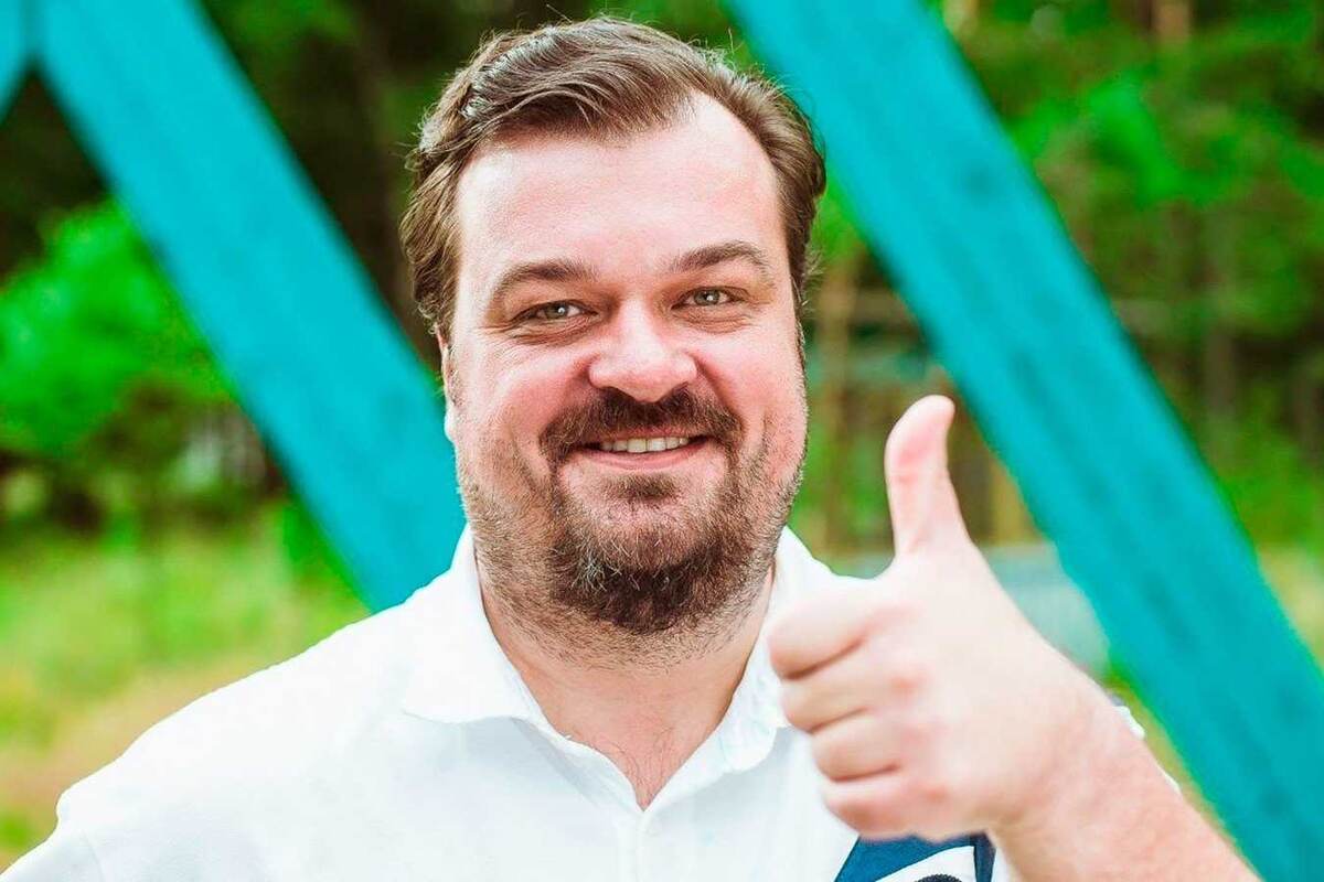 Василий Уткин