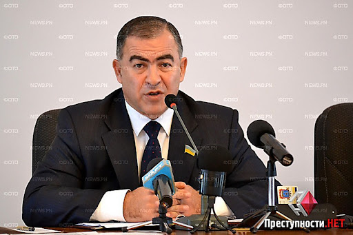 И.о. мэра Николаева Юрий Гранатуров обещает, что лагерь ольшанцев не тронут.