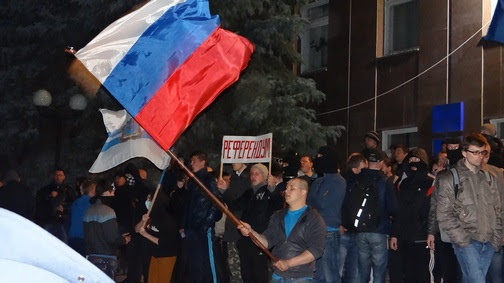Неизвестным удалось завлечь группу наших товарищей к обладминистрации 
