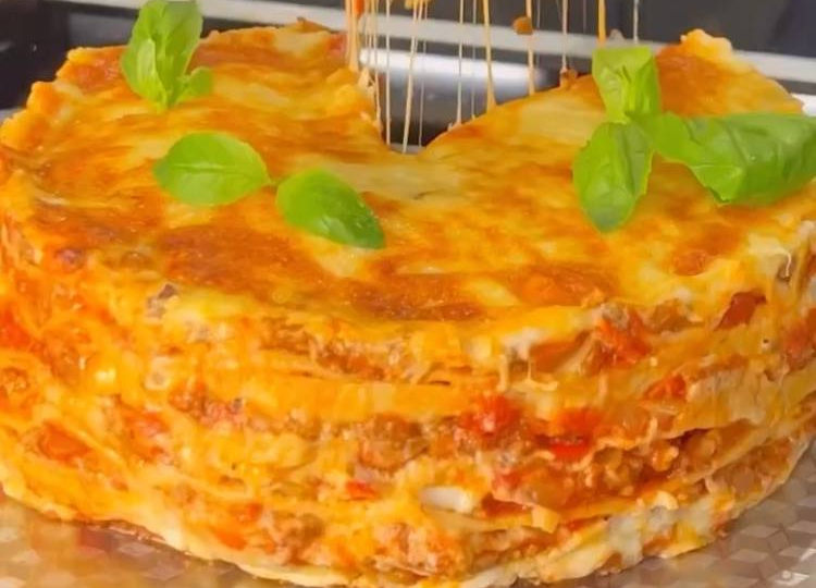 Блинный торт лазанья🍕