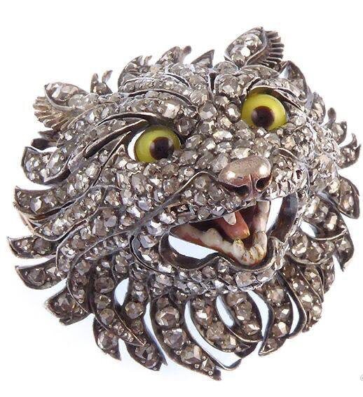 S.J. Phillips — брошь в виде головы кошки, конец XIX века