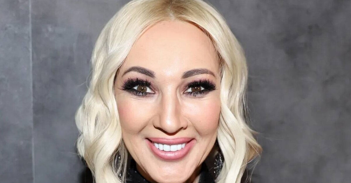 Валерия Львовна Кудрявцева — российская теле- и радиоведущая, актриса и певица. Танцевала и была бэк-вокалисткой в коллективах певцов: Евгения Осина, Богдана Титомира, Игоря Саруханова, Светланы Владимирской. Фото из доступных ресурсов интернета.