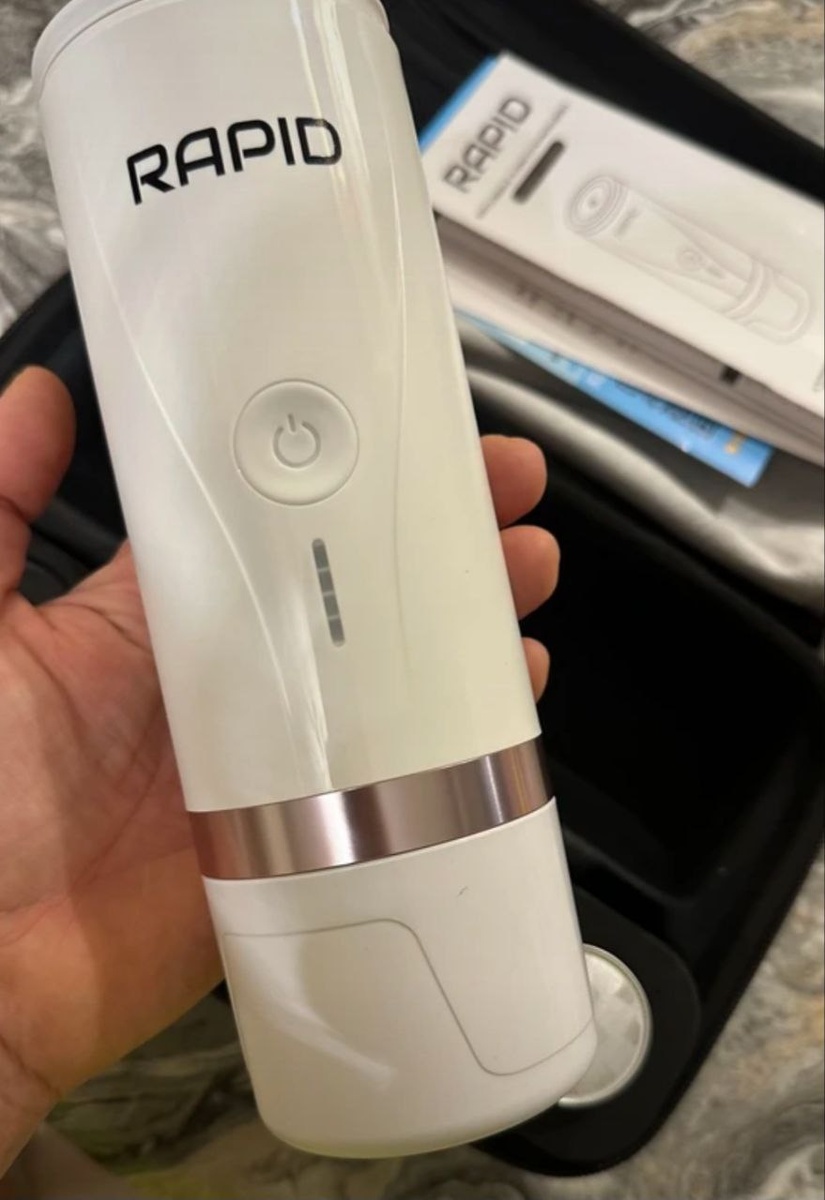 Портативные кофемашины становятся всё более популярными среди путешественников, автомобилистов и любителей кофе "на ходу". Но с ростом интереса появляется множество мифов и заблуждений. В этой статье я разберу топ-7 мифов о портативной кофемашине Rapid Home и расскажу, как она на самом деле работает.