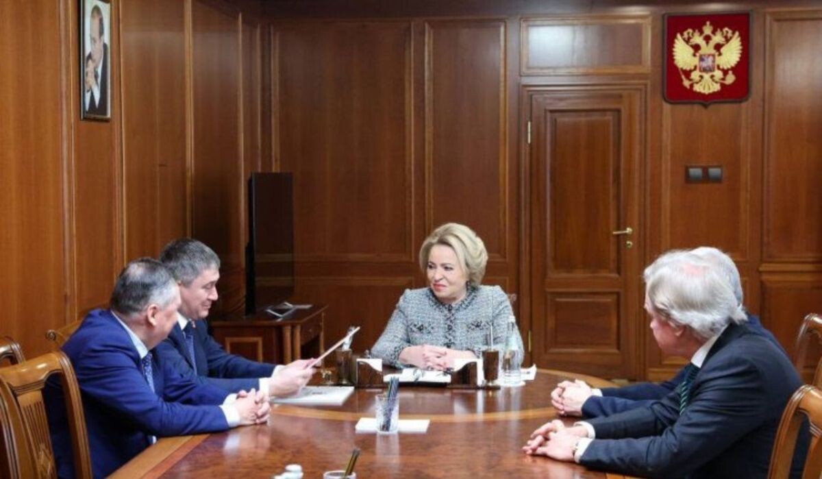     Валентина Матвиенко и Дмитрий Махонин. Источник: permkrai.ru Автор фото: Пресс-служба Правительства Пермского края