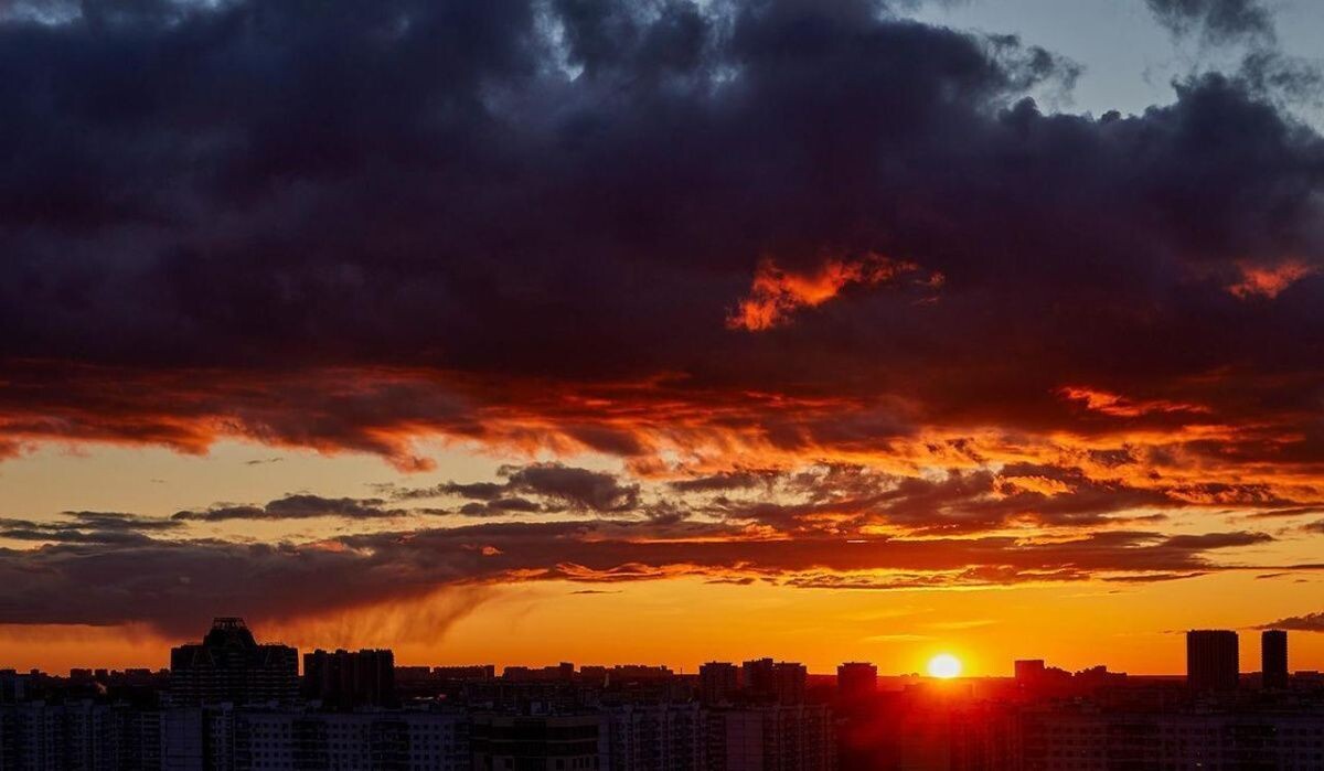     Небо над Москвой. Источник: mos.ru Автор фото: Пресс-служба Мэра и Правительства Москвы