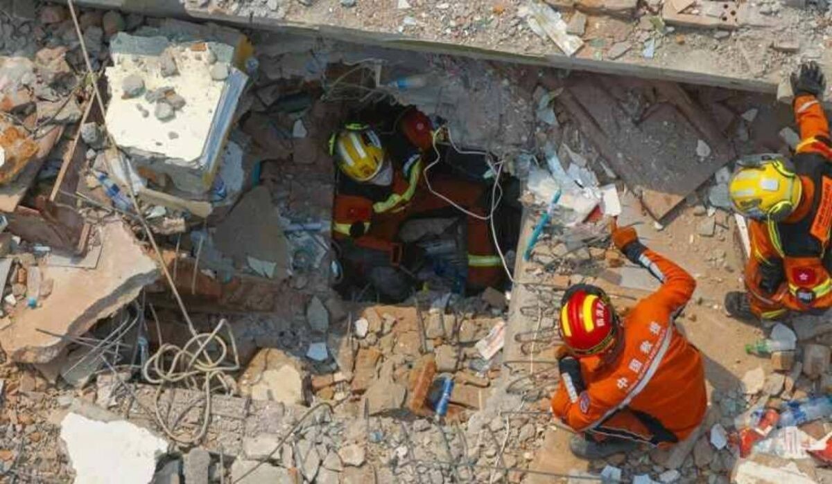     Разрушения в Мьянме. Источник: rbc.ru Автор фото: Cai Yang