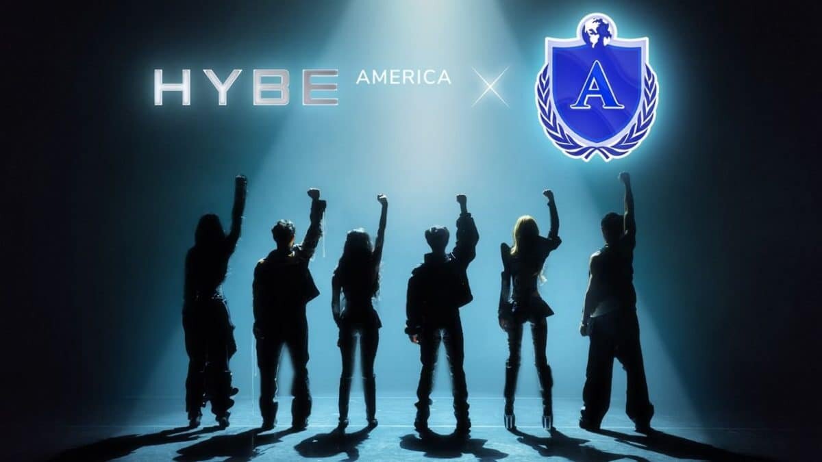    Тизерный постер для «Hybe America x AU», нового лейбла Hybe America, созданного в партнерстве с ютубером Аланом Чикин Чоу (Hybe America)